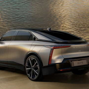 DS AUTOMOBILES’İN YENİ AMİRAL GEMİSİ DS N°8 TANITILDI!