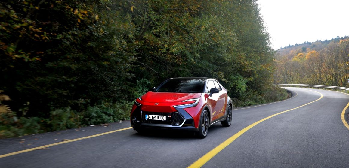 TOyota C-HR Hybrid GR SPORT ile Sportif Kimliğini Güçlendiriyor