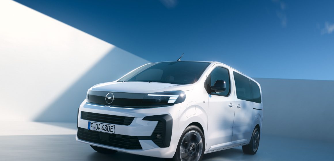 Opel Zafira-1 Binek Araçları Aratmayan Donanımlarıyla Yerli Üretim Opel Zafira ve Vivaro Showroom’larda Yerini Aldı!