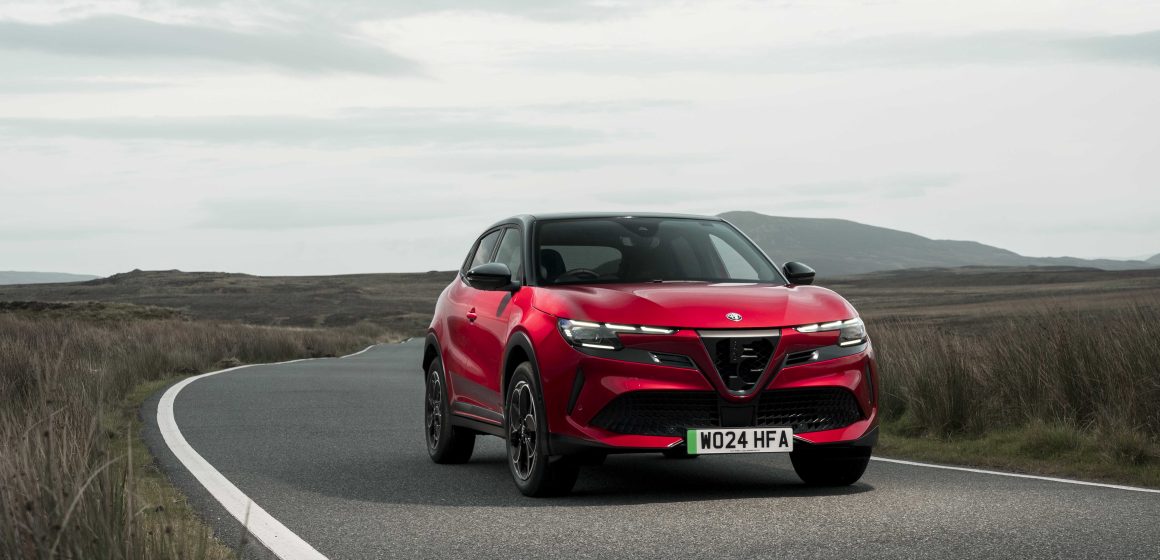 İtalyan Sportifliğini Avantaja Dönüştüren Teklif: Alfa Romeo Junior’da Kredi Kampanyası ve 250 Bin TL’ye Varan Takas DesteğiSeçenekleri