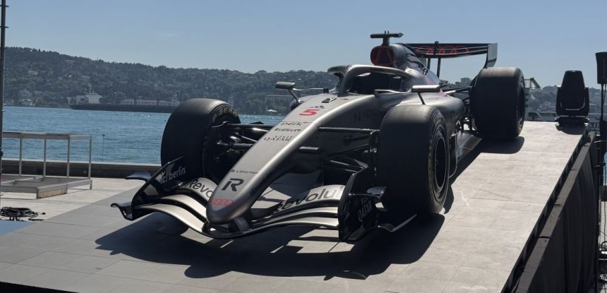 Audi Formula 1 Aracını İstanbul’da Yakından İnceledik