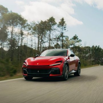 FERRARI PUROSANGUE HANDLING SPECIALE İLE SPORTİFLİĞİ YENİDEN TANIMLIYOR