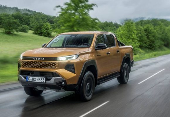 Premium, Güçlü ve Yenilmez Yeni Toyota Hilux Ağustos’ta Türkiye’de